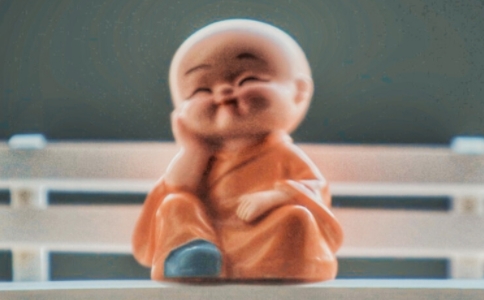 ƷQ